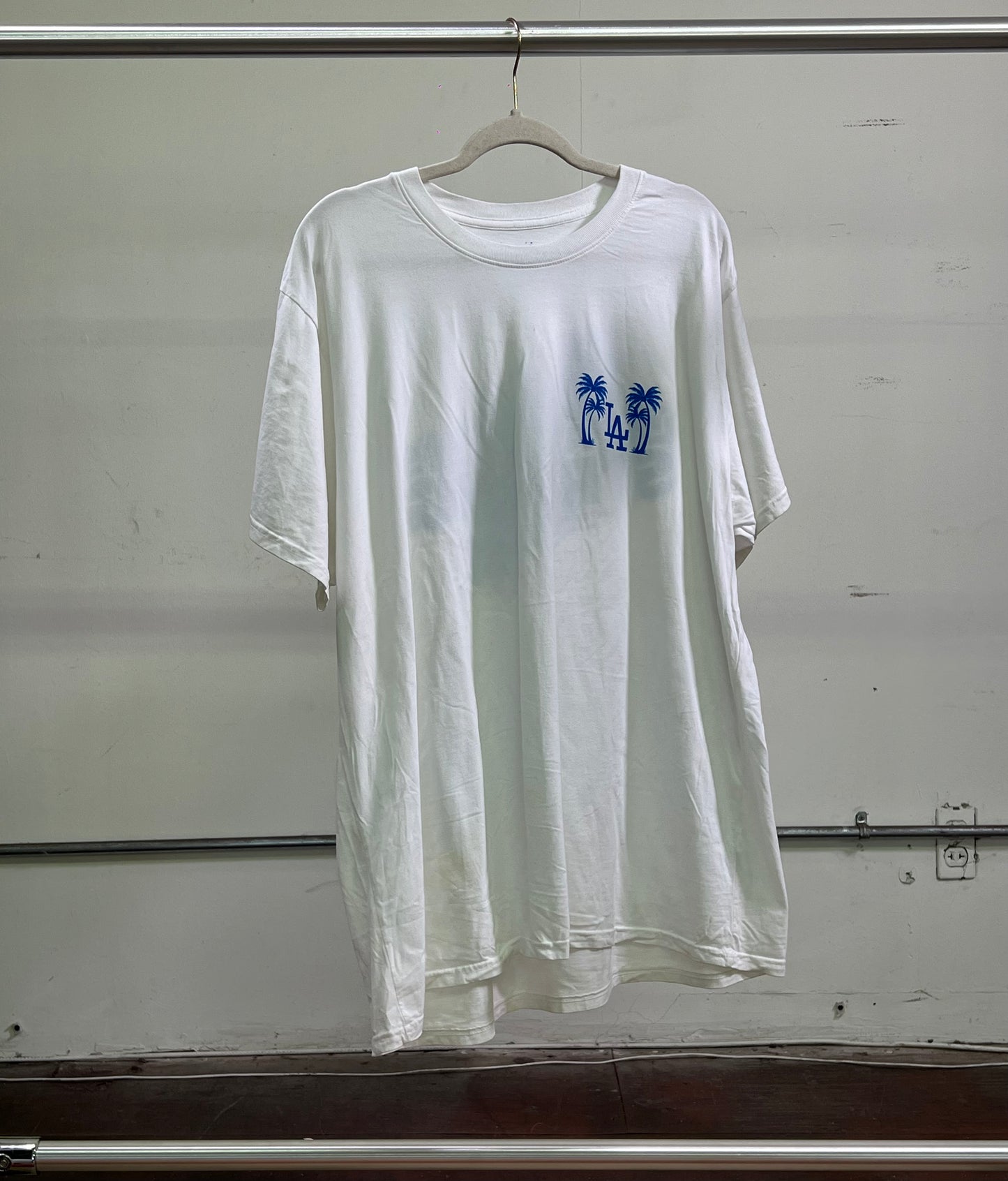 LOS ANGELES STRONG TEE: LA FIRE RELIEF
