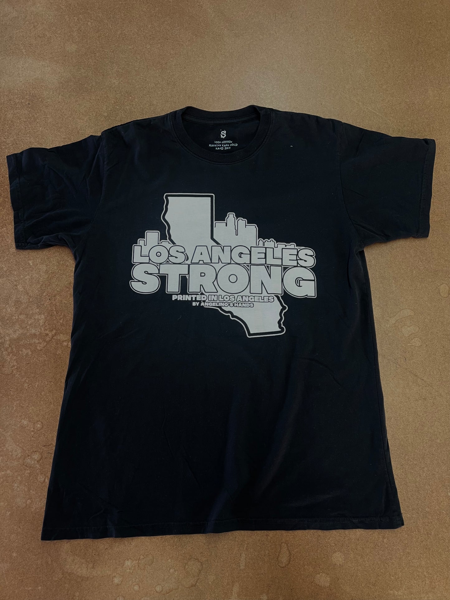 LOS ANGELES STRONG TEE: LA FIRE RELIEF
